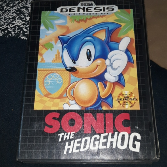 Sonic The Hedgehog - Picture 1 of 5